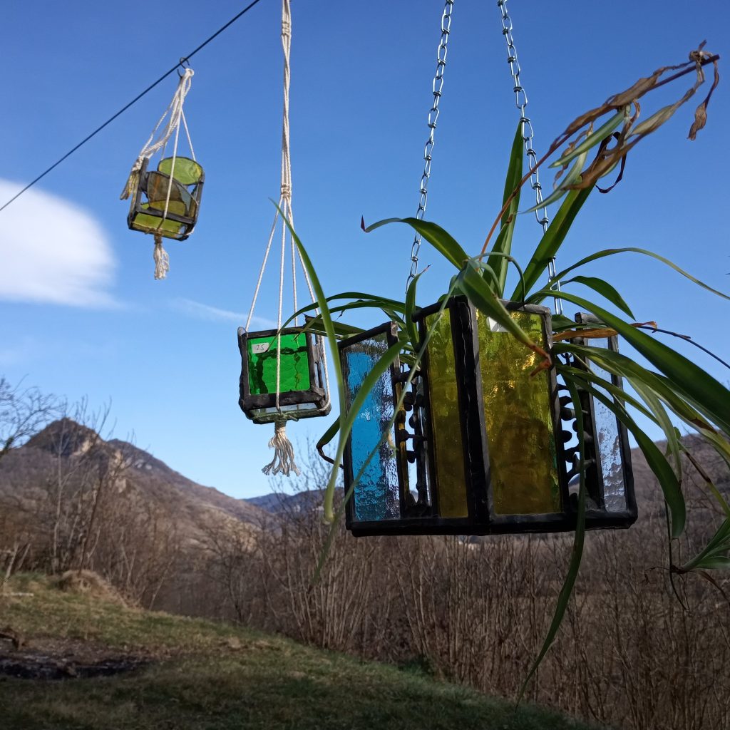 vitrail verre cache pot vitrail bleu et jaune fabrication artisanale