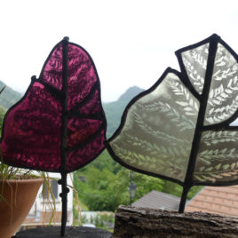 fleurs en verre, fougère artisanale et fait. consommation éthique et durable